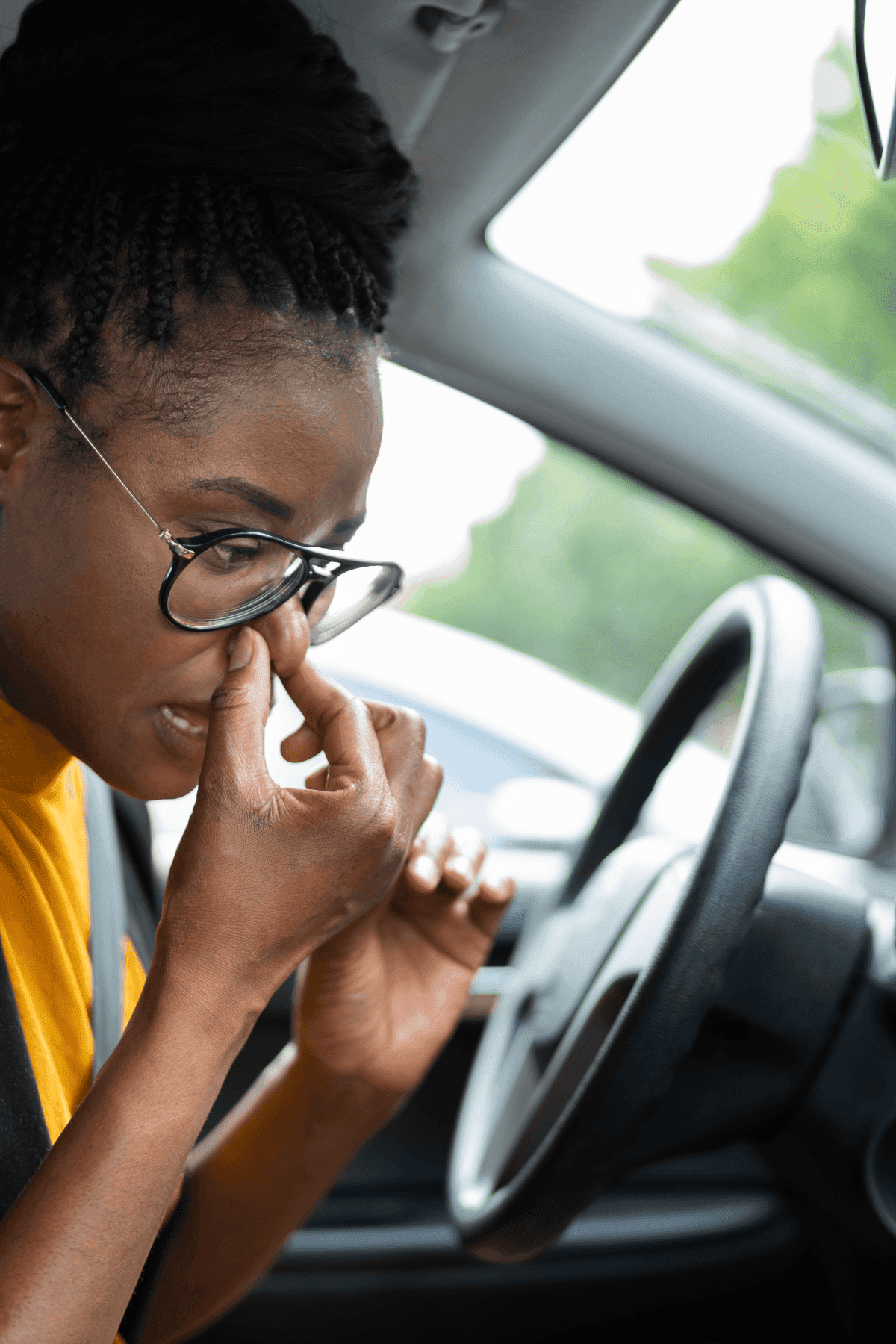 How to Get Rid of Smoke Smell in Your Car – Fast & Permanently